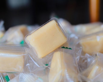 Vietnamese traditional coconut candy - Kẹo dừa truyền thống