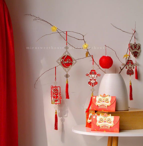 Vietnamese New Year Decor: Lucky Hanging Ornaments- Tet 2026
