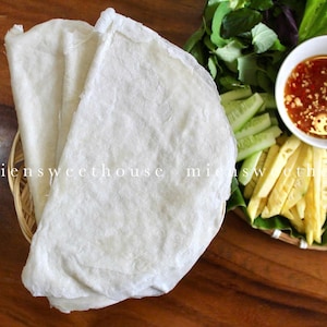 Tay Ninh Dew getränktes Reispapier | Bánh Tráng Phi Sjöng Tây Ninh | Trang Bang Tau getränktes Reispapier | Salat Brötchen | Vietnamesische Frühlingsrollen