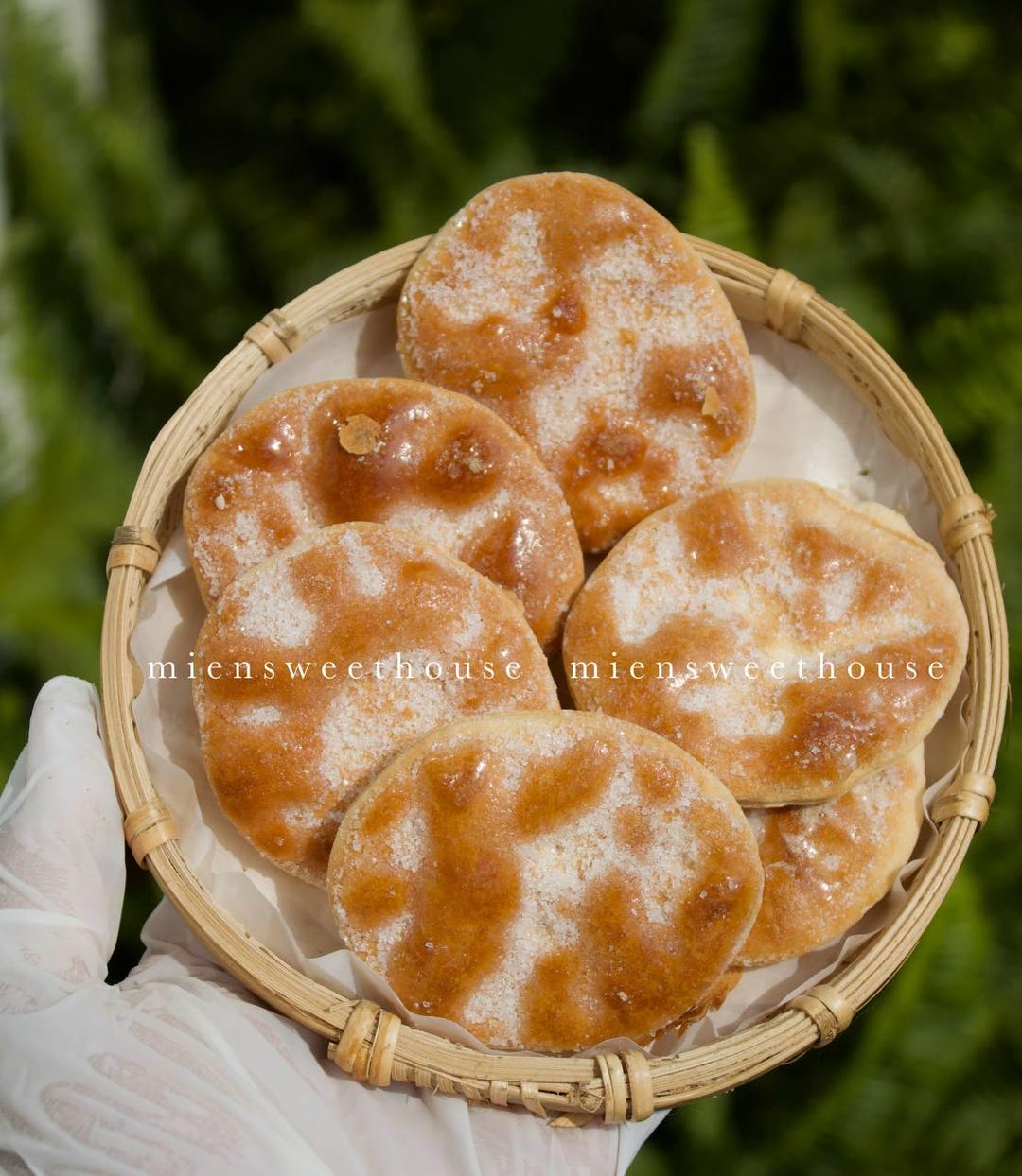 Bánh Lạc đường Tròn - Vietnamese Circle Cake - Vietnamese Chilhood ...