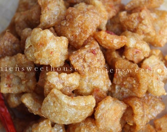 Crunchy Vietnamese Pork Belly with Fish sauce and Garlic - Da Heo Mắm Tỏi - Tóp mỡ cháy tỏi - Vietnamese Snack - pork skin