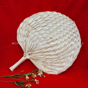 Abanico de mano tradicional vietnamita de hoja de palma - Quạt Lá Đề Truyền Thống - Ventilador manual de hoja de palma - Abanico tradicional vietnamita - Abanico de mano Tết Decor