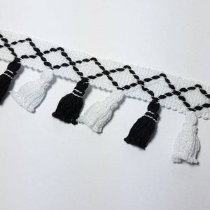 3.85 EUR/meter fringe border, fringe ribbon, Boho Ibiza style, tassel, border, black/white image 1