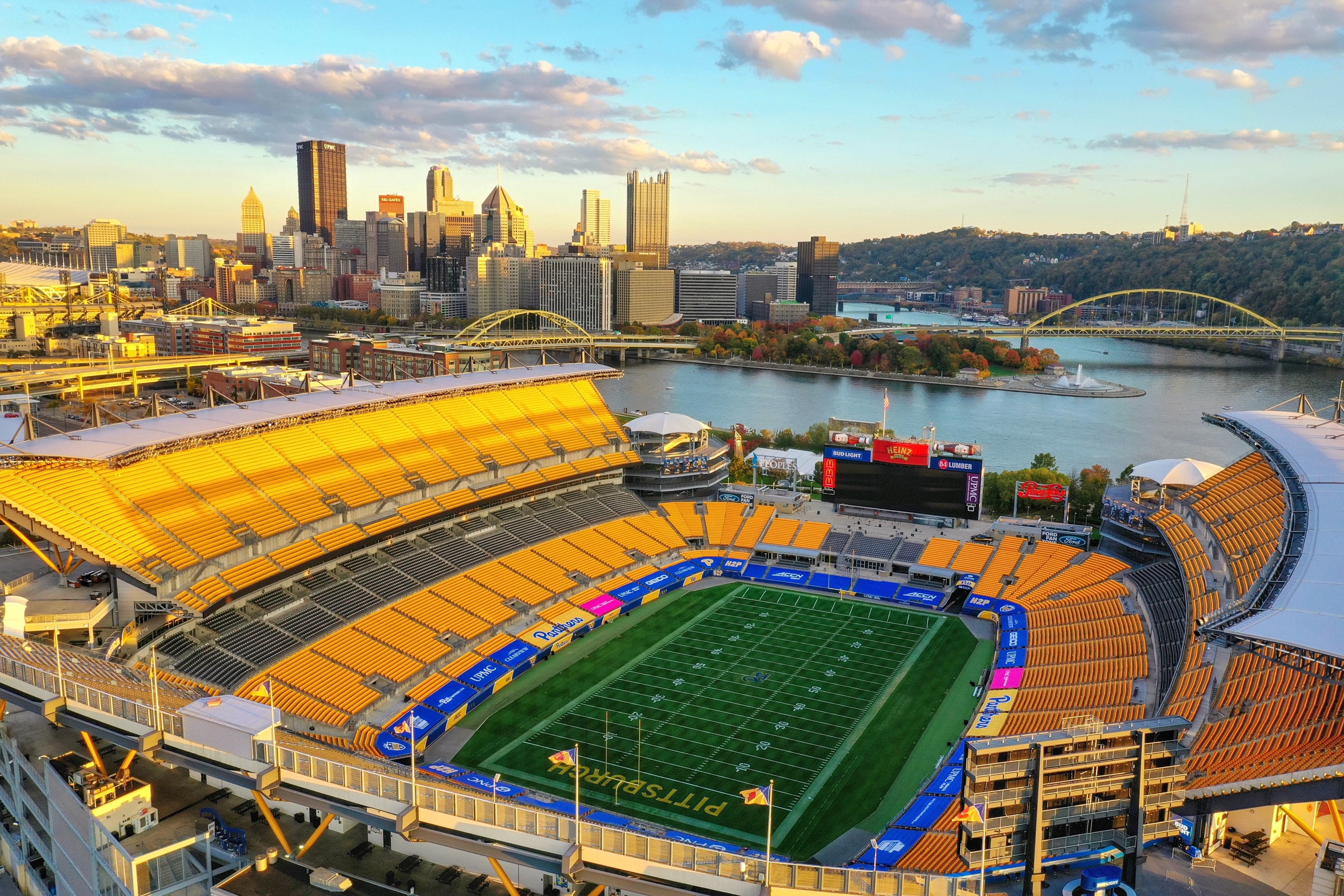 Heinz Field and Pittsburgh Skyline on a beautiful fall Etsy