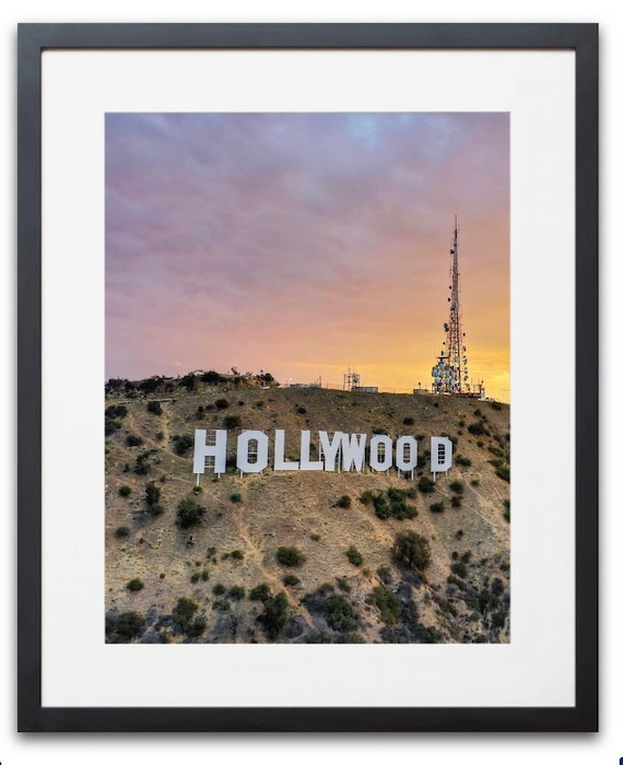 The iconic Hollywood sign at sunrise - Los Angeles, CA - Etsy 日本