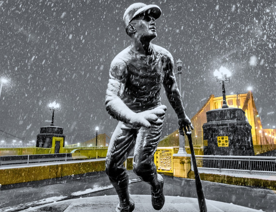 Roberto Clemente Statue in the Snow Outside PNC Park Etsy