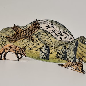 Carte d'art originale de diorama en linogravure Downland Creatures
