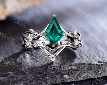 Kie Shaped Emerald Engagement Ring Set Green May Birthstone Ring Set Rose Gold Women Emerald Twig Wedding Ring Set Branch Leaf Curved Ring
