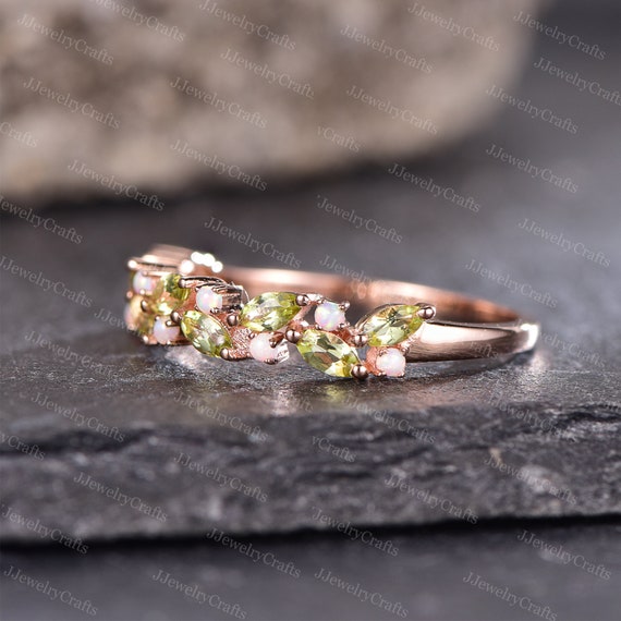 August birthstone wedding band deals