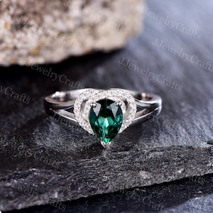 Pear Shaped Emerald Engagement Ring,Twist Diamond WeddingRing,Infinity Wedding Band,14k white gold,Crossover Band,Art Deco Halo Bridal Ring