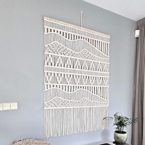 Large Macramé PATTERN DIY with Free Knotting Guide Beginners Tutorial Boho Macramé Wall Hanging Download PDF Pattern with Step-by-Step Instructions