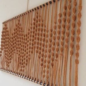 Modern Macramé Wall Hanging Cognac/Brown Macramé Wall Art Wall Decoration Tapestry for Contemporary Textile Art Fiber Art for any interior