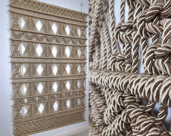 Exclusief Handgemaakt Macrame Wandkleed Textiel Kunst aan de Muur Gouden Macramé Wandhanger Voor Tijdloze en Smaakvolle Interieur Inrichting