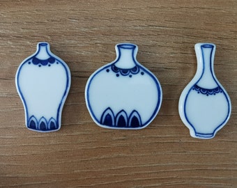 Handmade Ceramic Vase Fridge Magnet: Kitchen Decor