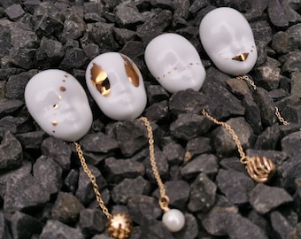 Original design human face ceramic brooch, hand-painted gold craftsmanship