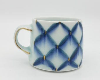 Hand-painted blue and white cup with gold luster : Matt's cup