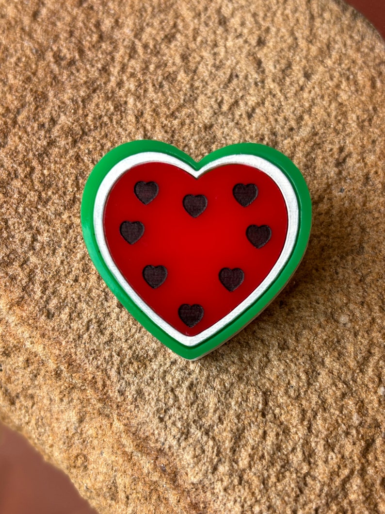 Broche coeur pastèque Pour Gaza image 1