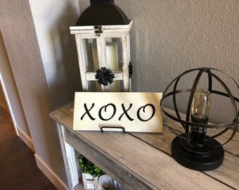 Wood Sign - XOXO