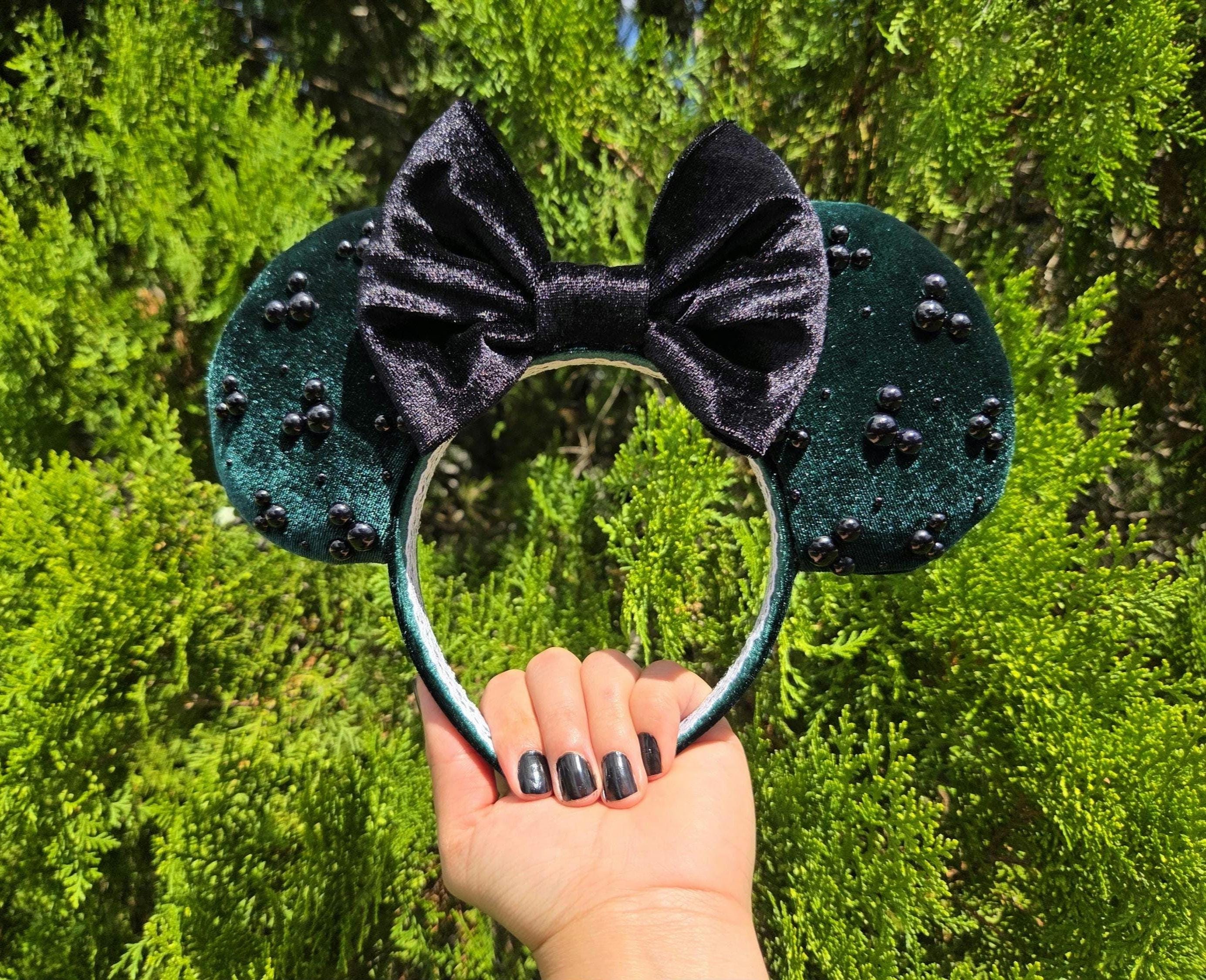 Custom made mouse ears. Green velvet with rhinestones. Disney-Parks Mickey Green Sequin Bow Exclusive Rare Minnie  main image 3