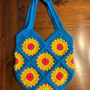 Bolso/monedero cuadrado Grandma Sunburst azul brillante