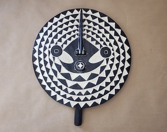 African  mask- mask Bobo (22 inches)