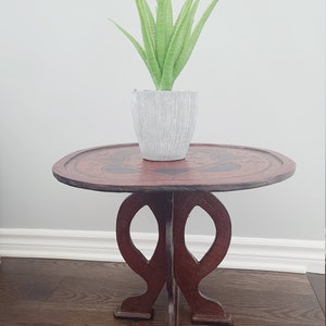 Authentic handmade pygmee stool leather
