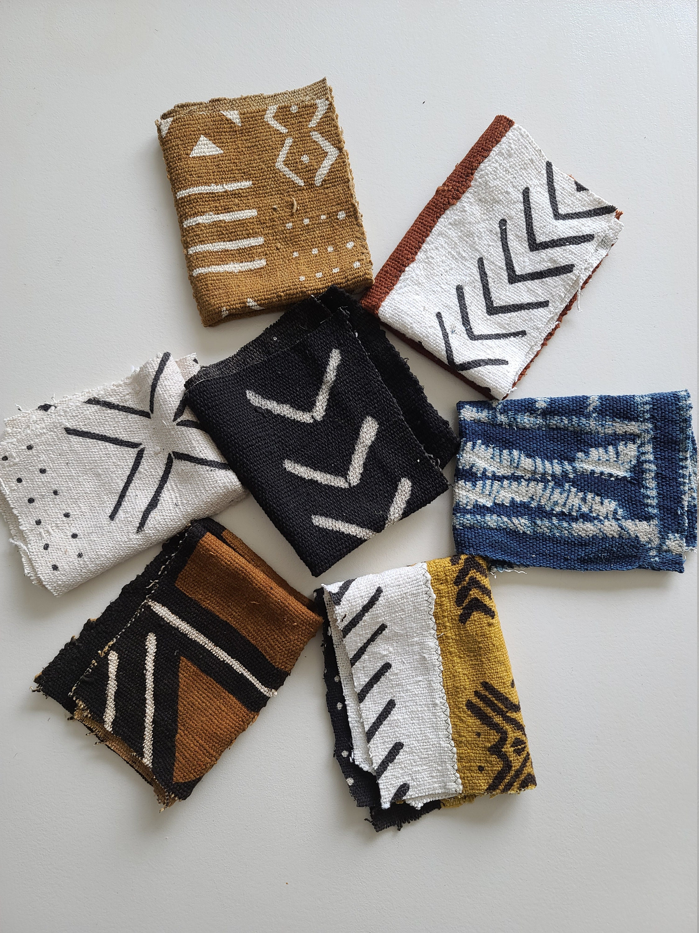 Boho Wallhanging/Tapisserie Tissée à La Main de Toile Boue Bronzée, Noire et Brune Toile Ouest-Afric