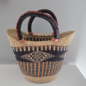 Small Bolga Basket, Woven Elephant Grass U-Shopper, Ghanaian Craft