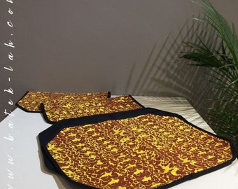 Dining Placemat Set / Tablemat Set (4pcs/set) 16.5 Inch X 12.5 Inch - Hand-Stamped Batik - Made in Malaysia - Unique Design