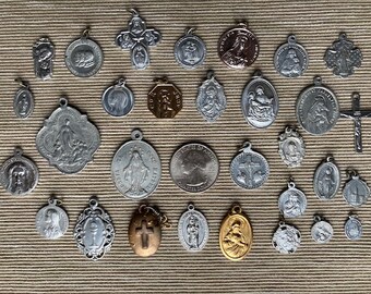 Lot of 30 Religious Catholic Medals/Charms, Sacred Heart, Virgin Mary, Jesus, St. Anne de Beaupre & many more