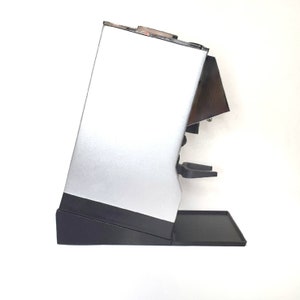 Support inclinable à base inclinée Eureka Mignon avec plateau magnétique - Design minimaliste