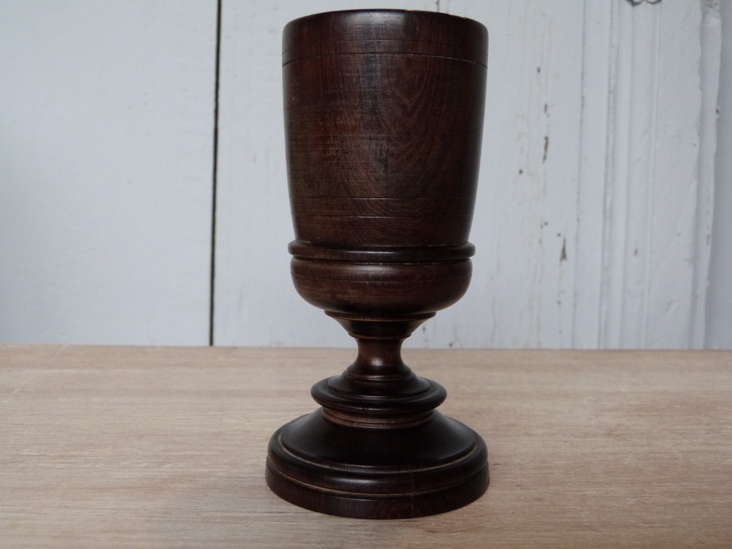 Gobelet Victorien de Treen Tourné Bois Noyer 19Ème Siècle Artisanat Anglais