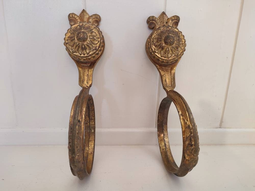 Antique Chateau Curtain Tapisserie Pole Holders Ormolu Bronze Doré Français Ornate Pair