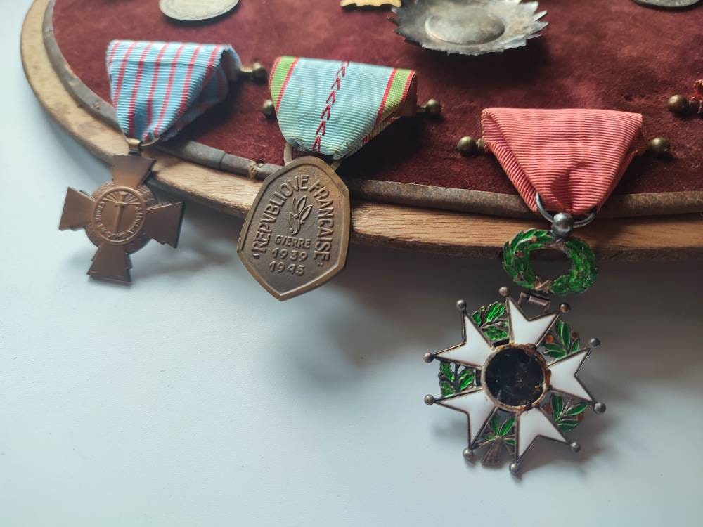 French Resistance WW2 French Military Medal Collection in Frame