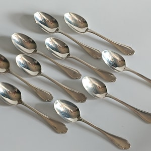 Kaffee / Tee Löffel Löffel Silberbesteck Französisches Fancy Set von 10 von Alfenide Christofle Circa 1900