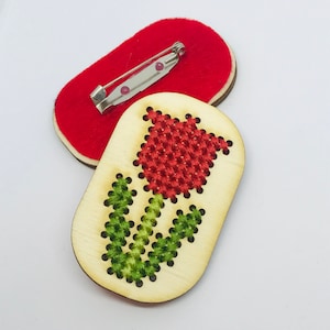 Red tulip brooch