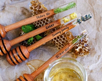 Personalized Honey Dipper with Flowers, Honey Favors, Resin Wooden Honey Dippers, Wedding Engraved Gift, Best Gift For Easter