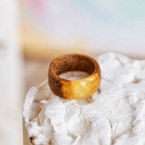 Wood Resin Ring, Personalized Ring, Gold Ring, Wood Wedding Ring, Epoxy Resin Jewelry, Nature Wooden Ring, Band Ring, Dish Ring, Unisex Gift