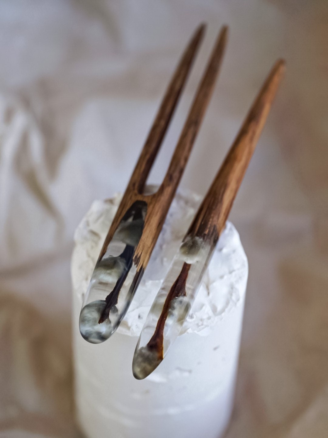 Willow Seals Wood Hair Stick, Personalized Hair Fork, Spring Resin Jewelry, Custom Hair Slide, Terrarium Long Hairpin, Christmas Gift