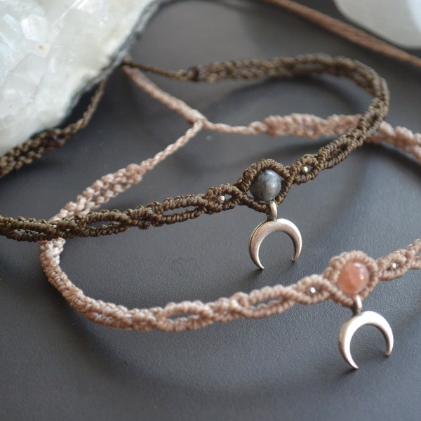 Choker necklace *MOON DANCE* with gemstone, moon pendant, choker macrame, macrame necklace moon, boho choker, gothic necklace, moon necklace, moonstone