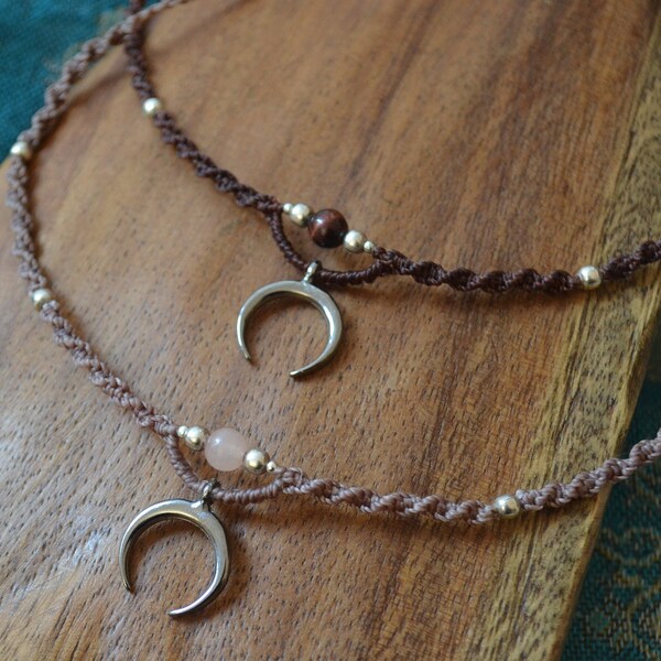 Noble Choker/Necklace with Moon Pendant,Gemstone,Choker Macramé,Macrame Necklace Moon,boho Choker,Gothic Necklace,Moon Necklace,Moonstone,Silver