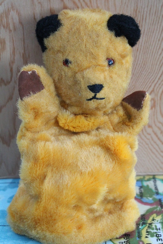 chad valley wiggle doll