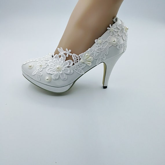 Beautiful Bridal Wedding Shoes 3 Inch Heels Pumps With Rhinestone Bow