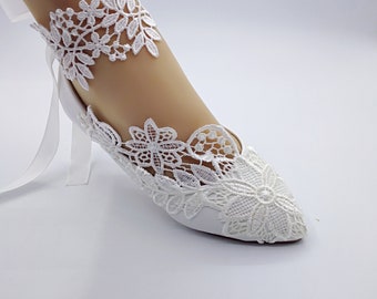 Chaussures de dame de fleur de dentelle, voyages en dentelle de cheville en dentelle blanche chaussures de mariage chaussures de mariée à talons plats taille américaine 5-US 9.5