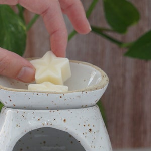 Ceramic oil or wax burner Essential oil burner Home Fragrances Aromatherapy image 3