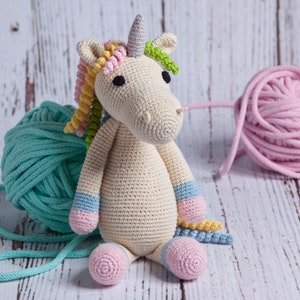 Crochet unicorn, handmade amigurumi toy, handmade unicorn, new baby shower gift, soft toy, baby gift, kids gift image 3