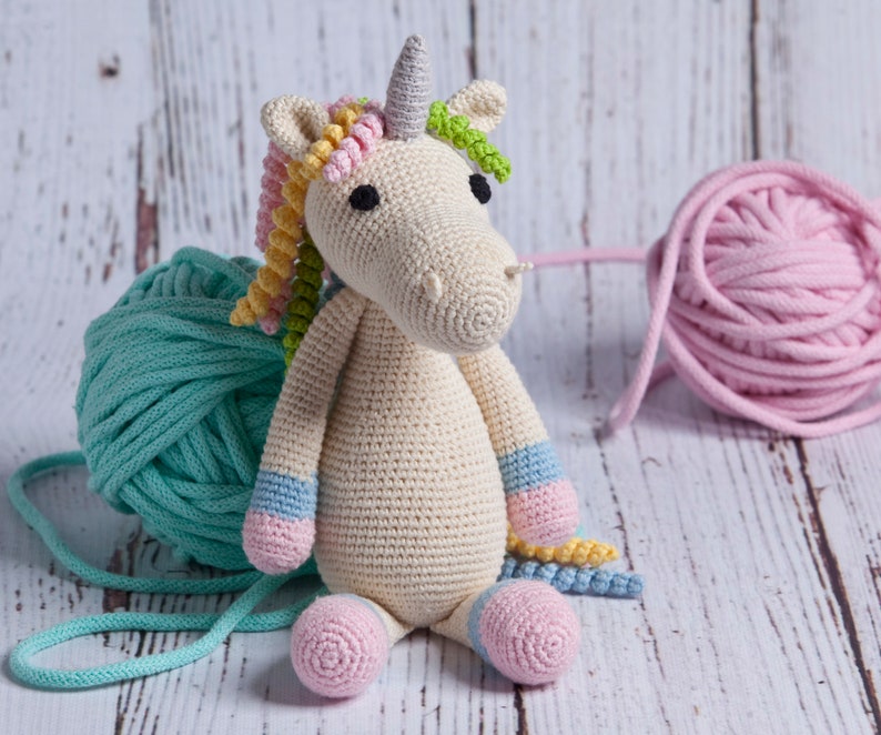 Crochet unicorn, handmade amigurumi toy, handmade unicorn, new baby shower gift, soft toy, baby gift, kids gift image 3