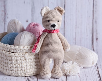 Big Teddy Bear cuddly for a toddler, classic beige Amigurumi toy crochet for a child of all ages, hypoallergenic, safe toy for kids