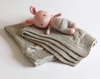 Grey merino wool blanket for babies, baby shower, newborn gift, cozy, cuddly rabbit