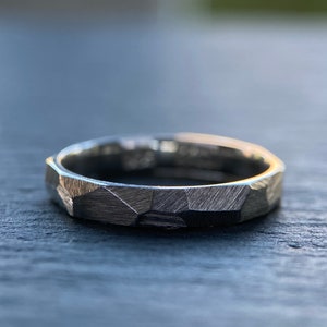 Faceted Argentium Silver Ring - 3mm Slim Textured Band - 935 - Mens or Ladies Sizes - Industrial geometric Minimalist - Handmade in Britain